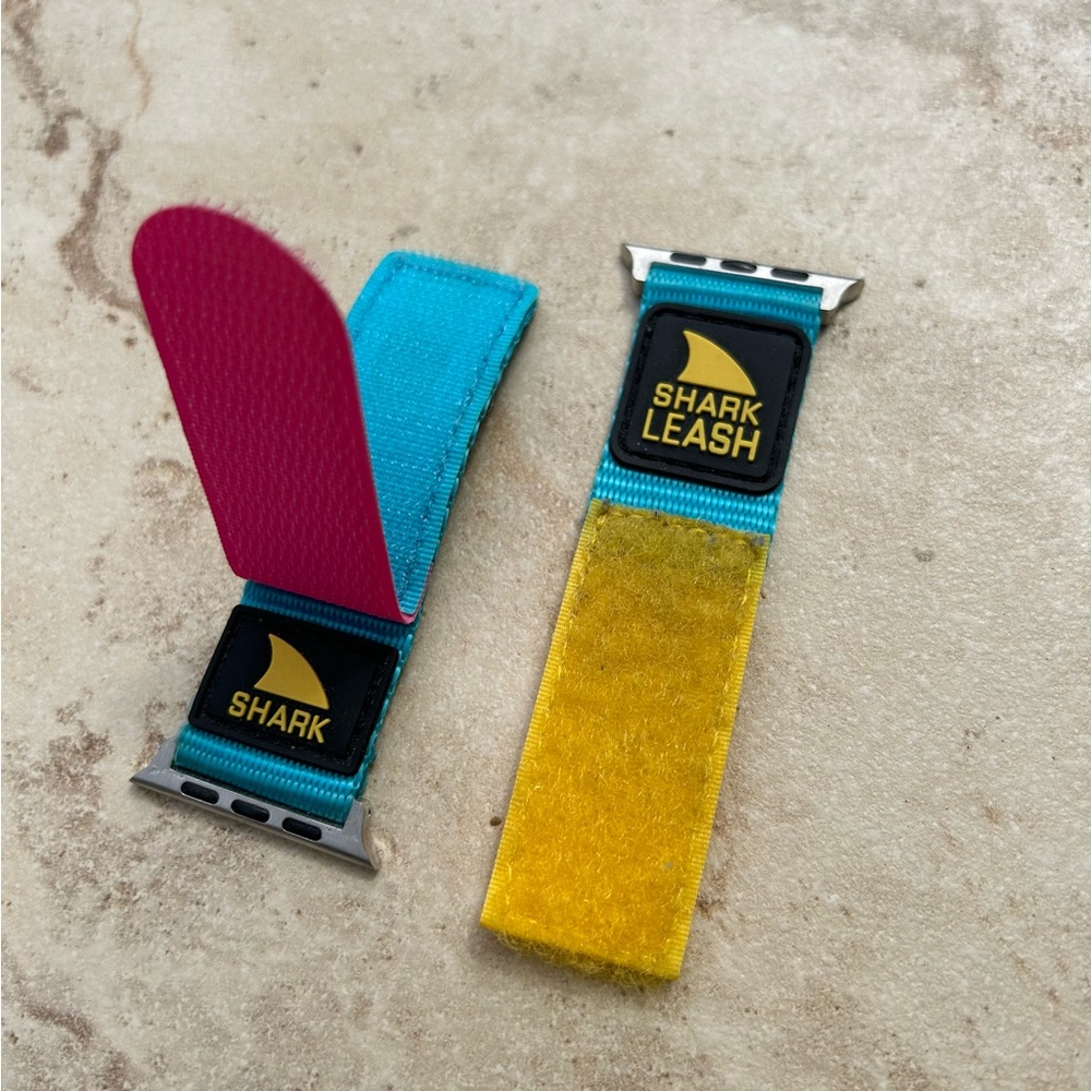 Shark Leash watch band for Apple Watch size 44mm Like New! Used once!